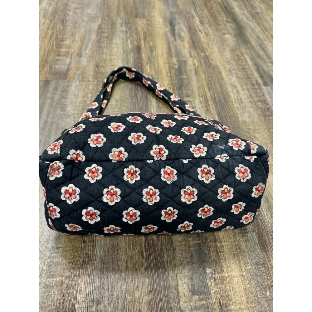 Vera Bradley Handbag Tote Women M Black Floral Quilted‎ Cotton Everyday Pockets